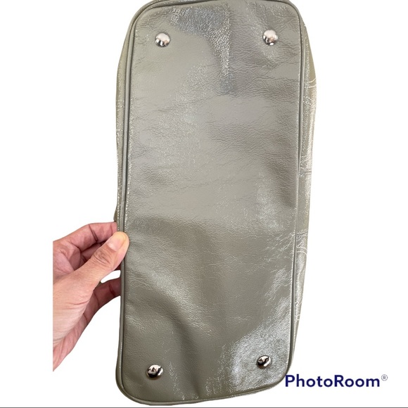 Coach Handbag - Picture 3 of 14